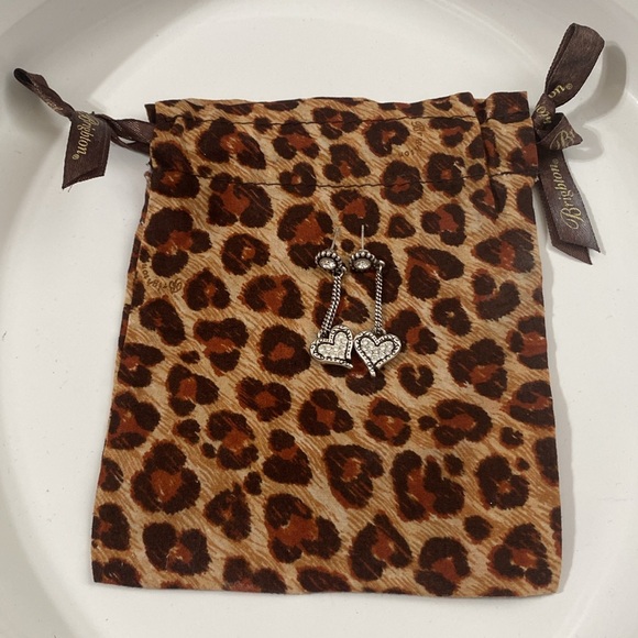 🤍 Brighton Love Struck Heart Earrings - Picture 2 of 6